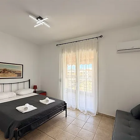 بيت للعطل Areti House نيكيتي